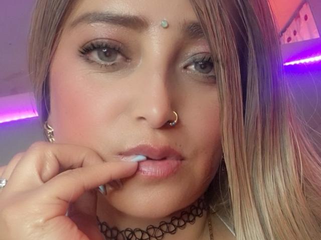 DianaJoness - Sexe cam en vivo - 28562798