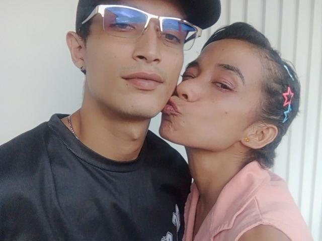 AlejoyMaria - Live porn &amp; sex cam - 28563155