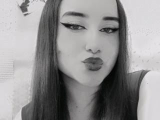 См. подробные сведения о модели GabrielaMora