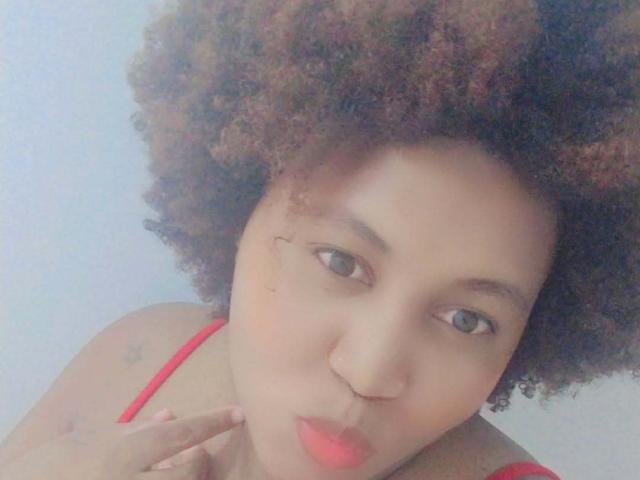 KatiuskaC - Live porn &amp; sex cam - 28563935