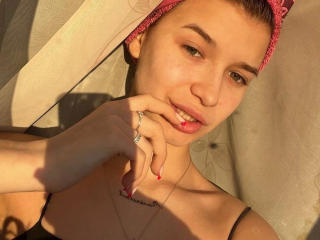 Volledig profiel bekijken van KityJafaela-hot