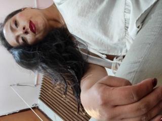 См. подробные сведения о модели StangelarRivera