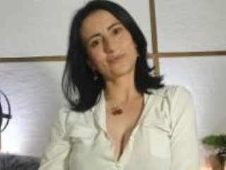 См. подробные сведения о модели BrendaCantorel