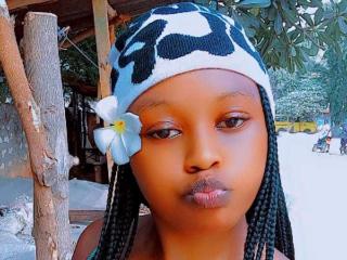 Volledig profiel bekijken van MadonahLynn