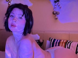 Volledig profiel bekijken van MedeaAllure