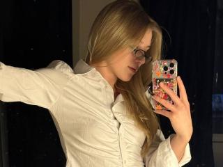 См. подробные сведения о модели ArianaMur