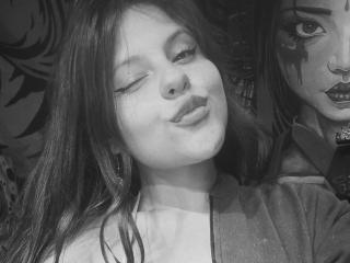 См. подробные сведения о модели SophieHill