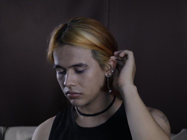 BenjiVampire - Sexe cam en vivo - 28568852