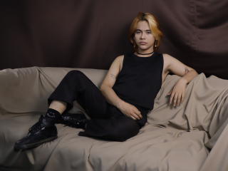 Volledig profiel bekijken van BenjiVampire