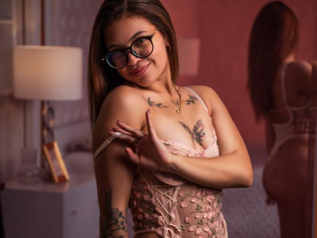 NyraVanel - Live sex cam - 28569830