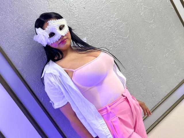 ChiaraDurand - Live porn &amp; sex cam - 28570793