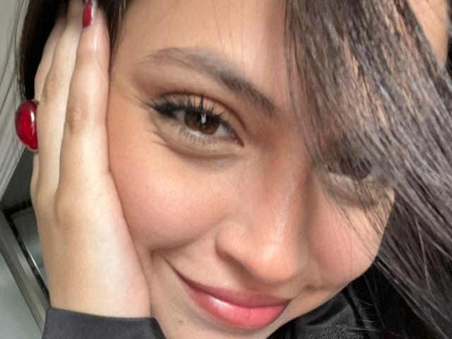 NyraVanel - Live porn &amp; sex cam - 28572398