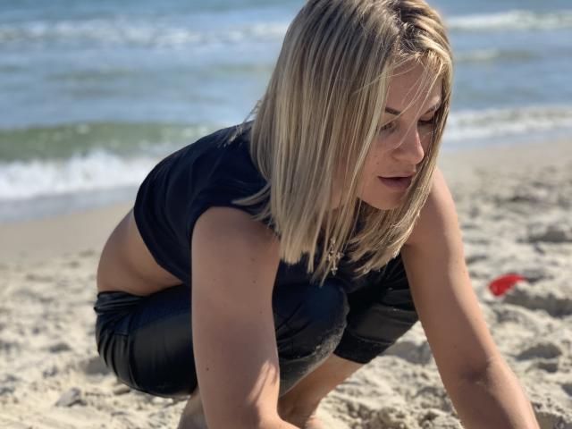 BelleLisaG - Sexe cam en vivo - 28573700