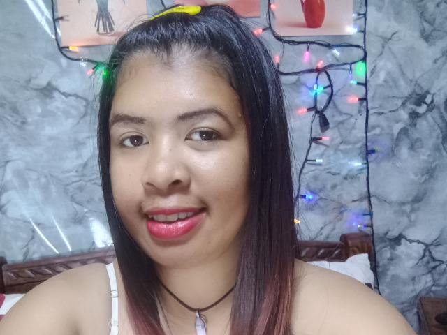 MariahSquirting69 - Live Sex Cam - 28574240