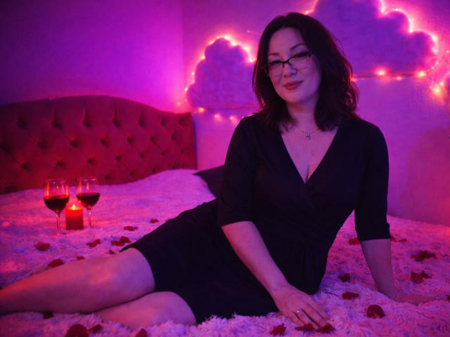 MinervaBonny - Live sexe cam - 28574828