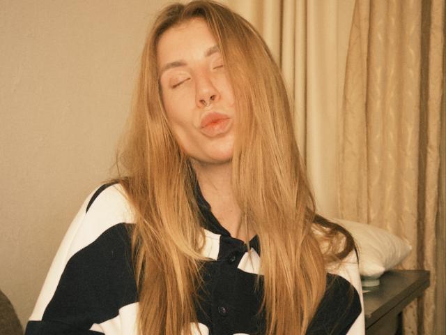 CharlotteDream - Camera khiêu dâm &amp; quyến rũ trực tiếp - 28575302