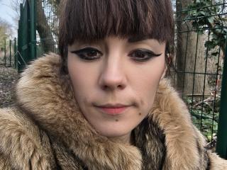 Vis detaljert sammendrag1 OrianaLaFrancaise