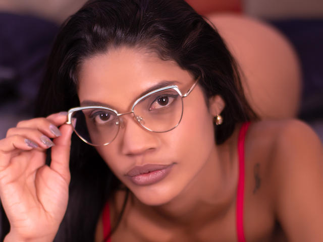 VicktoriaSunshine - Live sex cam - 28579304