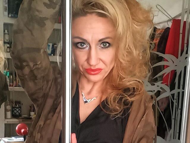 LilaniLoverX - Live sex cam - 28580990