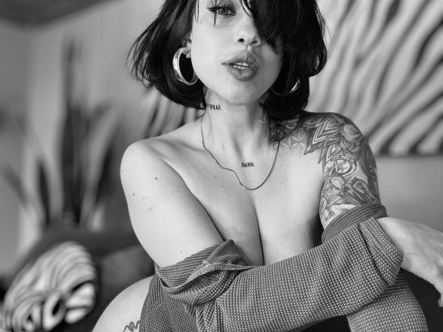 HannaBorbon - Live porn &amp; sex cam - 28581248