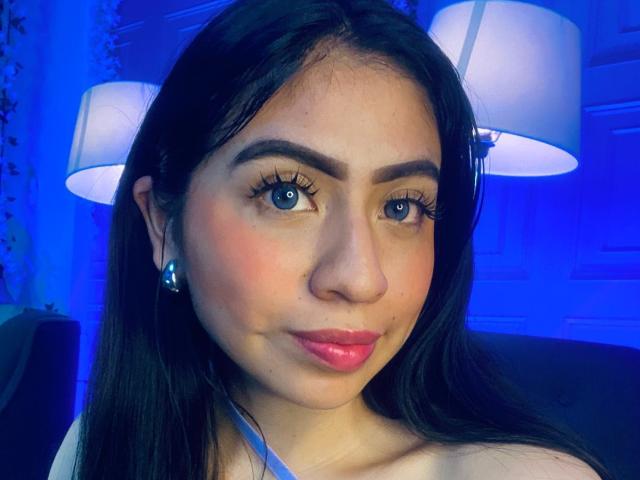 ZoeRedds - Live porn &amp; sex cam - 28581818