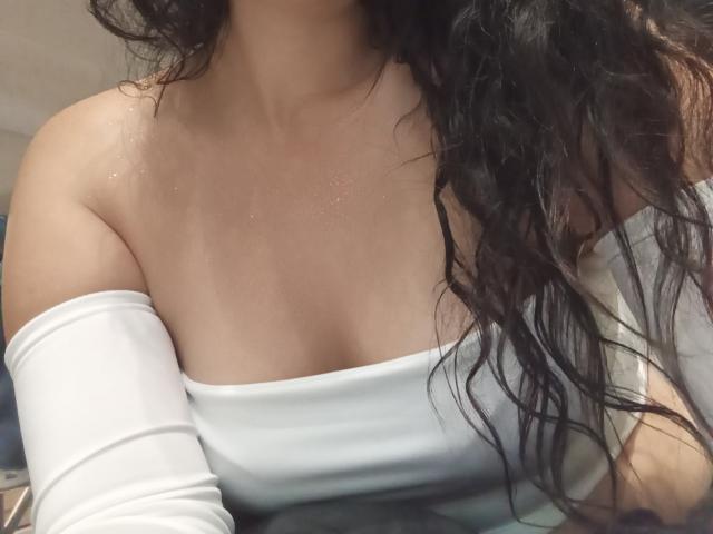 YessiSoto - Live porn &amp; sex cam - 28582346