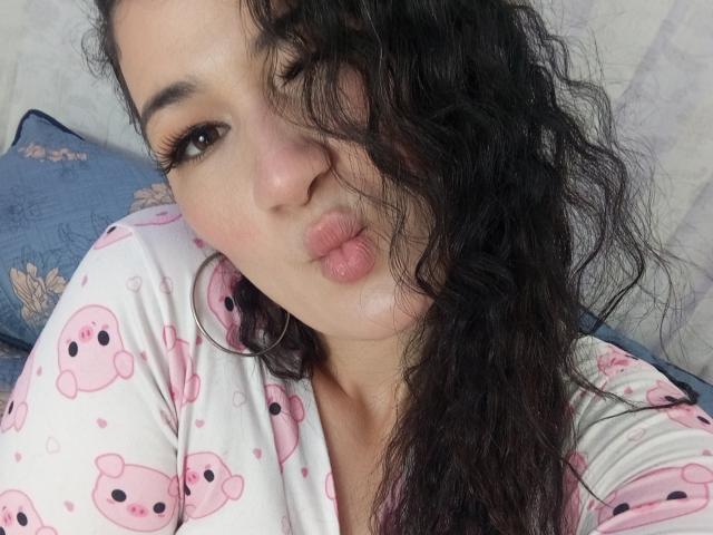 YessiSoto - Live porn &amp; sex cam - 28582388