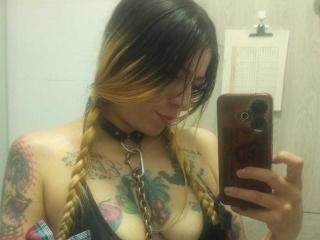 Voir la fiche détaillée de ErikaValeska