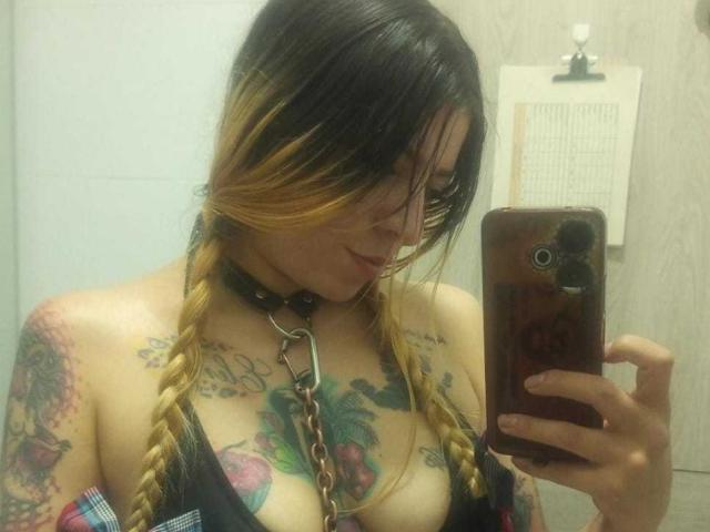 ErikaValeska - Live sex cam - 28582610