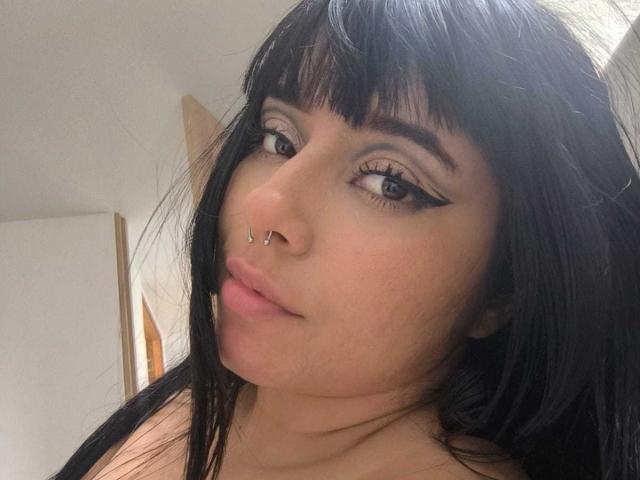 MimiLuvy - Live Sex Cam - 28583183