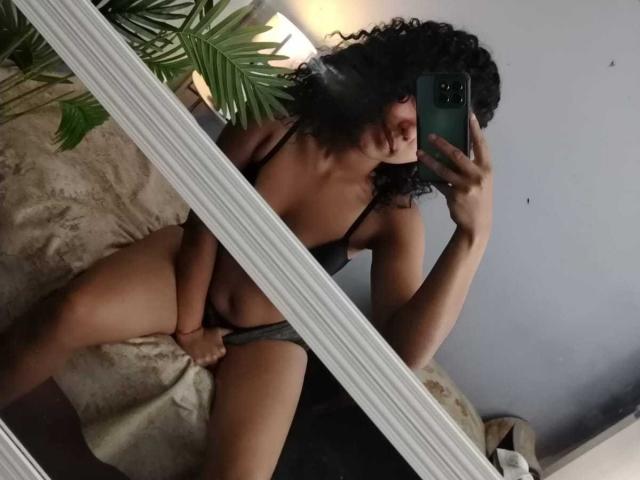 AriaVega - Live porn &amp; sex cam - 28584866