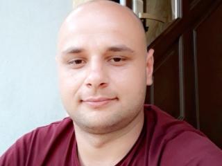 Voir la fiche détaillée de Lluuukkkaa89