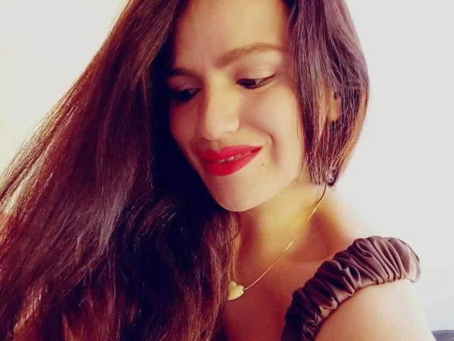 CameronViviane - Live Sex Cam - 28586036