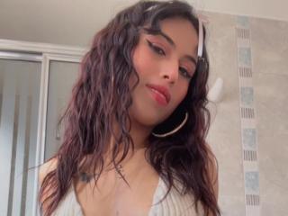 Voir la fiche détaillée de MyaaTyler