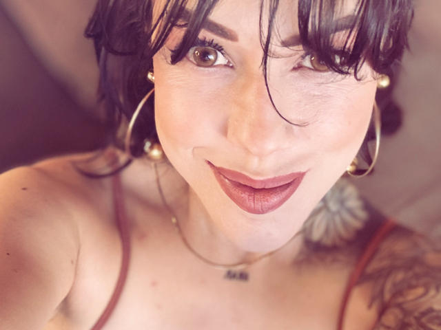 HannaBorbon - Live porn &amp; sex cam - 28587212