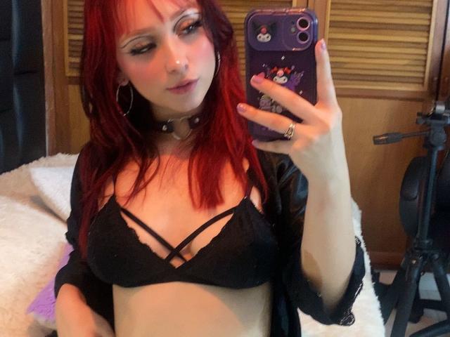 DarkCourtney - Live porn &amp; sex cam - 28588526