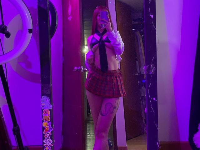 DarkCourtney - Live porn &amp; sex cam - 28588673