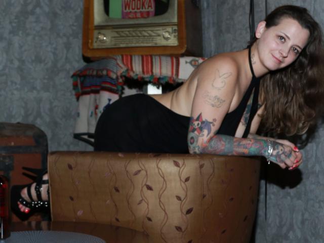 JoyDiamond-hot - Live porn &amp; sex cam - 28589021