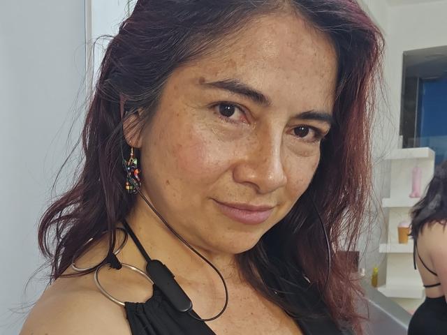 AlessiaRed - Live porn &amp; sex cam - 28589699