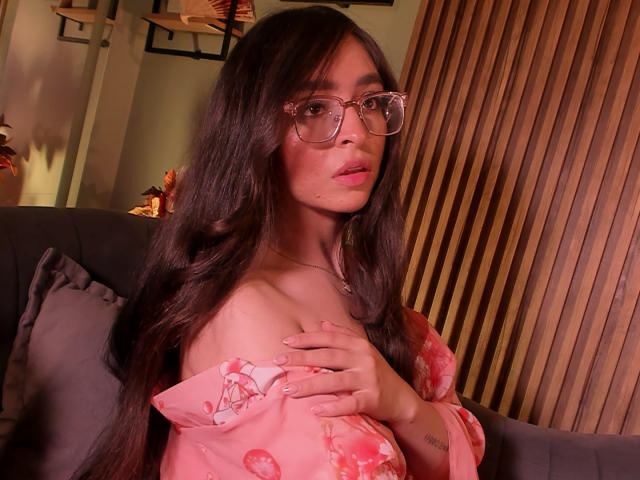 EvaMcAllister - Live sex cam - 28589717