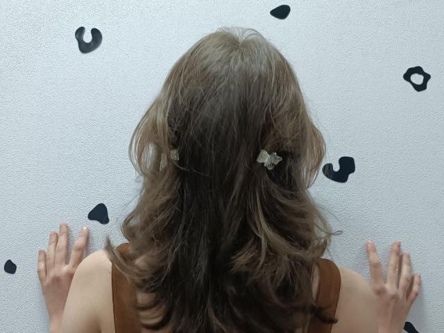 LariElla - Live porn &amp; sex cam - 28590452