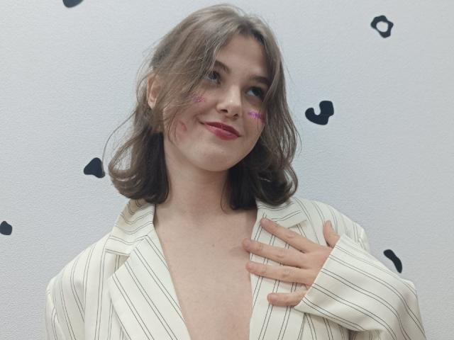 LariElla - Live porn &amp; sex cam - 28590470