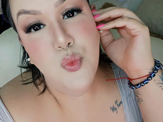 GiannaMorrys - Live porn &amp; sex cam - 28590803