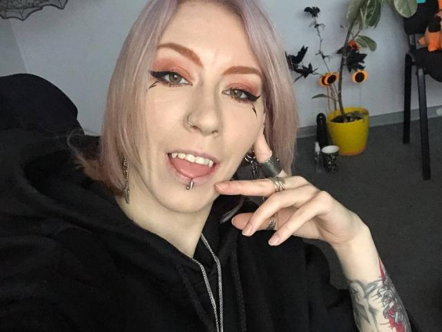 Aurali - Live Sex Cam - 28590890