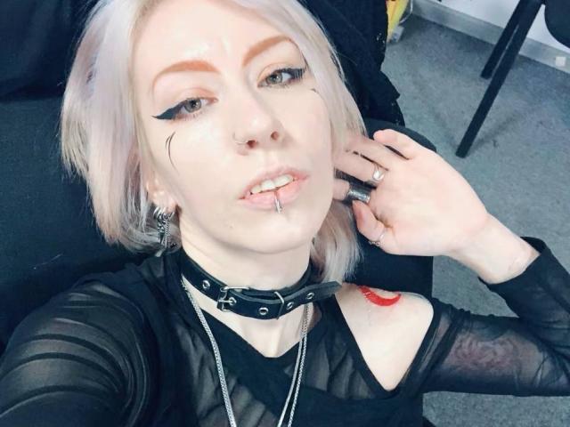 Aurali - פורנו בשידור חי ומצלמת סקס - 28590917