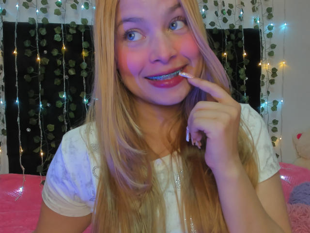 ShantalSummer - Live sex cam - 28593353