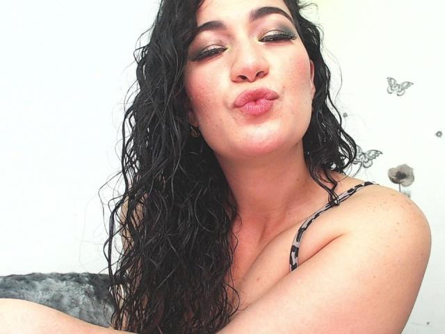 YessiSoto - Live porn &amp; sex cam - 28594097