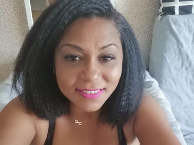 Altheea69 - Live Sex Cam - 28594283