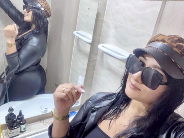 ElyRoss - Live porn &amp; sex cam - 28594688