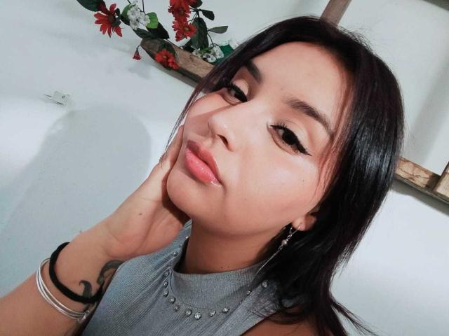 MissSubmissive - Live porn &amp; sex cam - 28594697